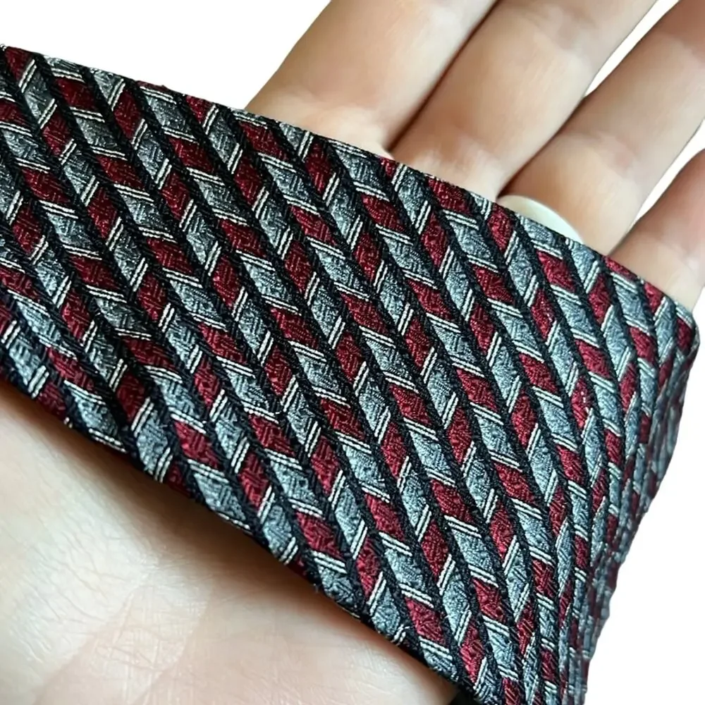 Paulo Vasari Gray/Burgundy Abstract Design 100%‎ Silk Neck Tie Made In Italy